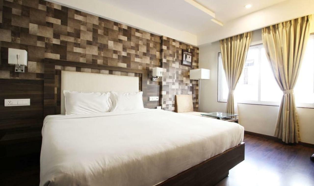 Hotel Aaram Orchard Ahmadábád Exteriér fotografie